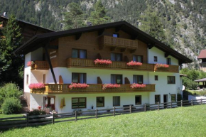 G��stehaus Panorama